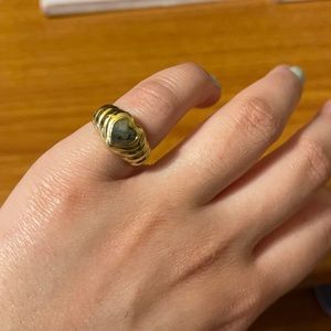 Heart stone pinky ring - gold